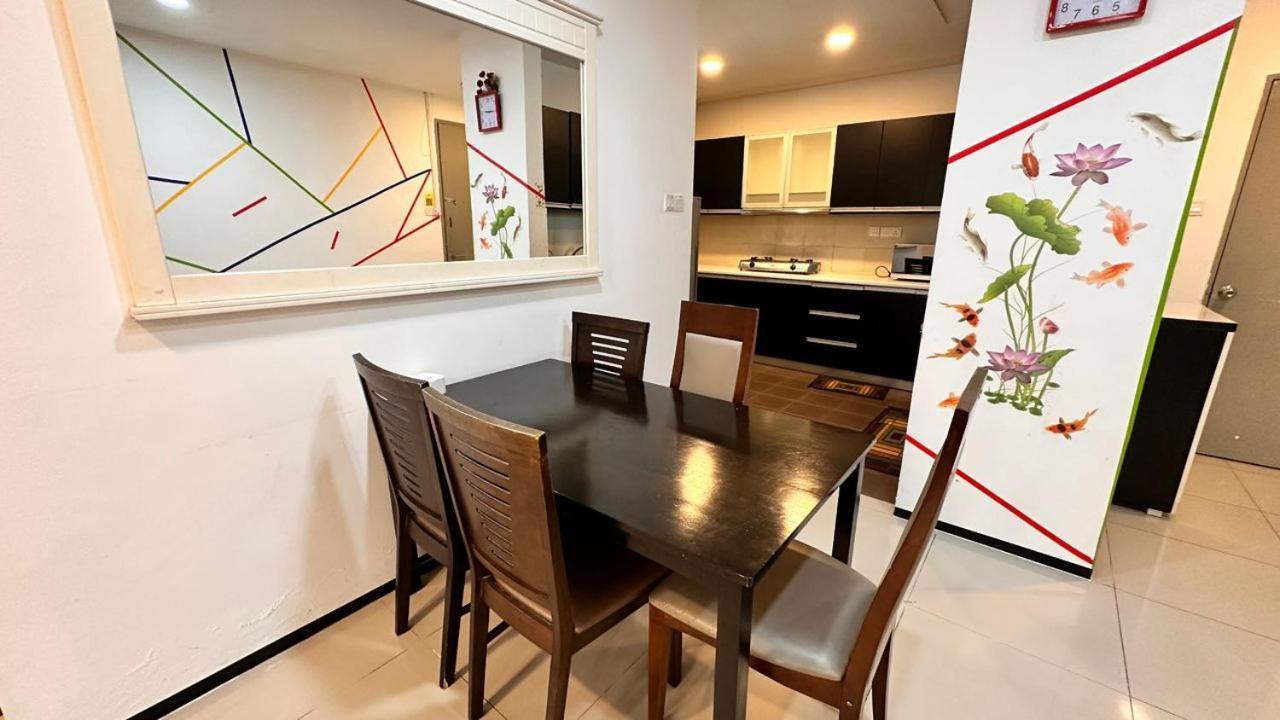 Taragon Service Apartment Куала-Лумпур Экстерьер фото