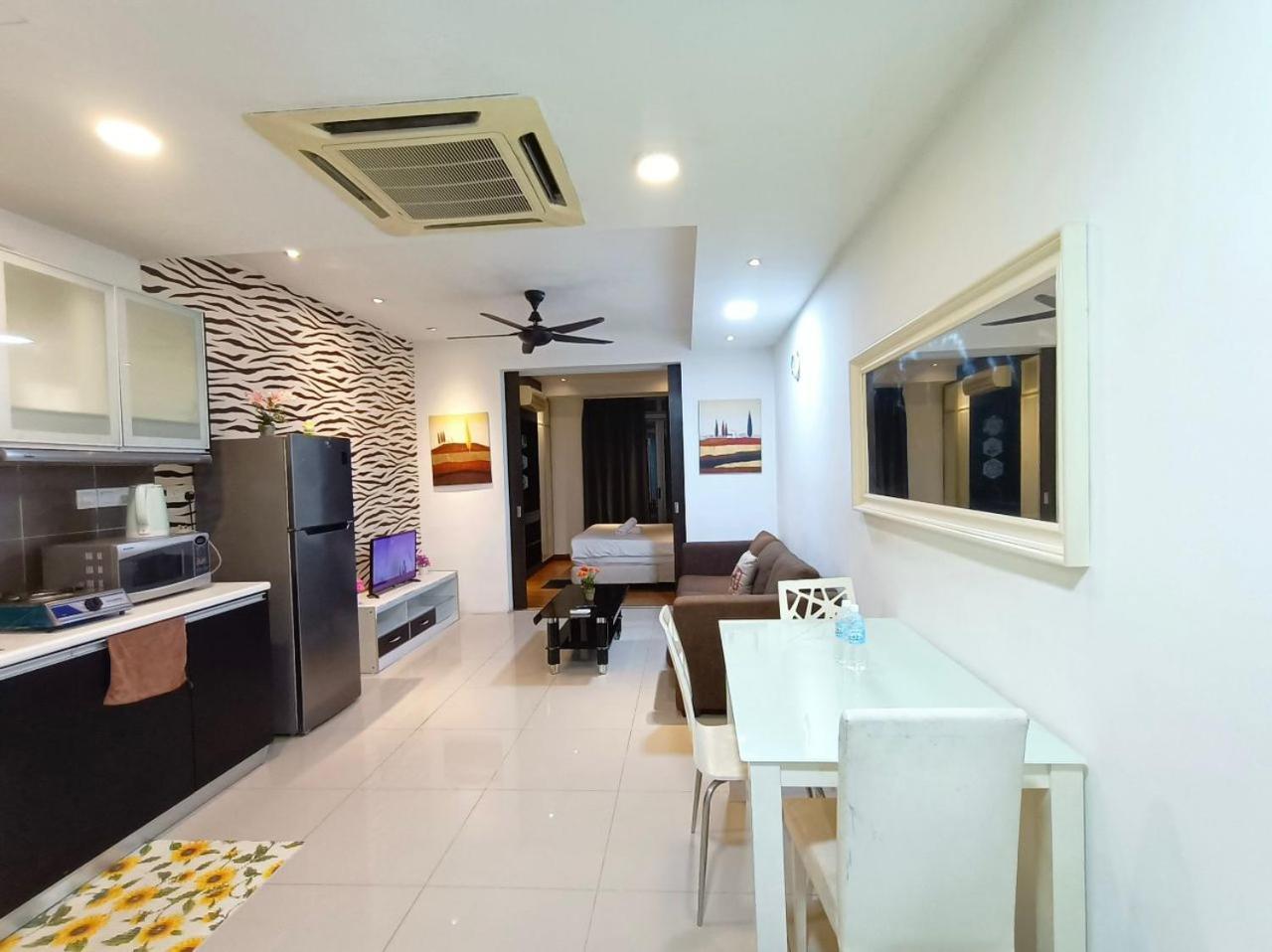 Taragon Service Apartment Куала-Лумпур Экстерьер фото